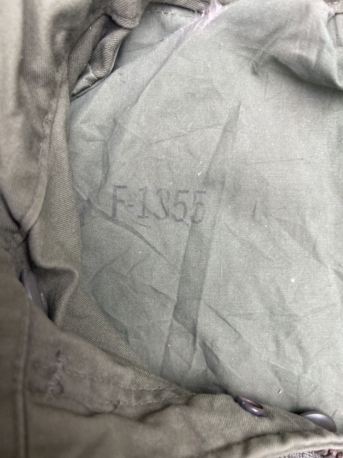 Vintage M-65 Field Jacket U.S. Military Issue NSN 8415-00-782-2933 Size US M / EU 48-50 / 2 - 4 Thumbnail