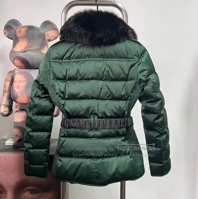 Burberry Burberry Women's Green Down Jacket with Fur Collar. Size XXS / US 00 / IT 34 - 2 Thumbnail