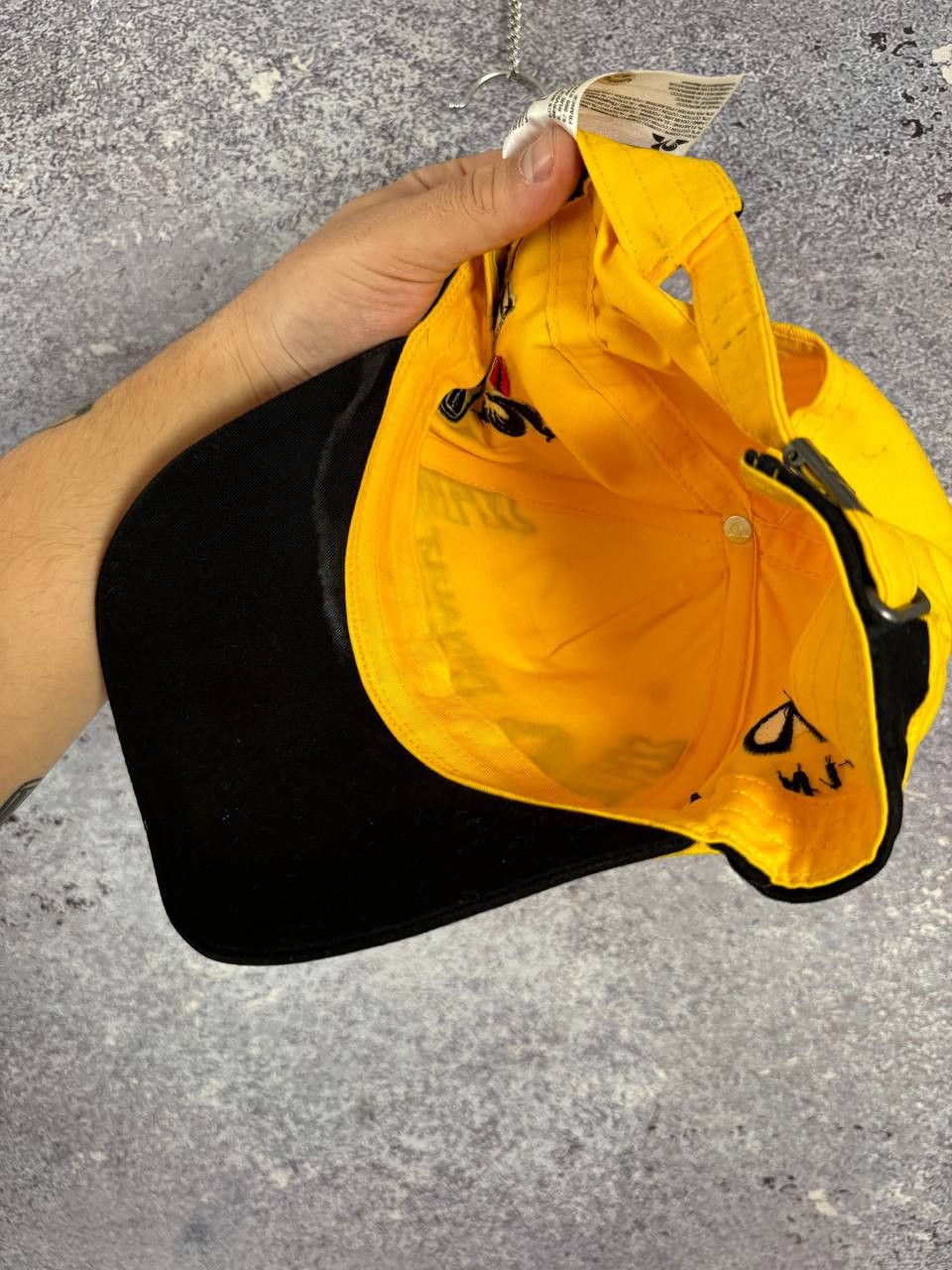 Formula 1 × Le Coq Sportif × Vintage Castrol Hulk Cap Double Pilote Renault 3 27 F1 Team Riccardo Size ONE SIZE - 12 Thumbnail
