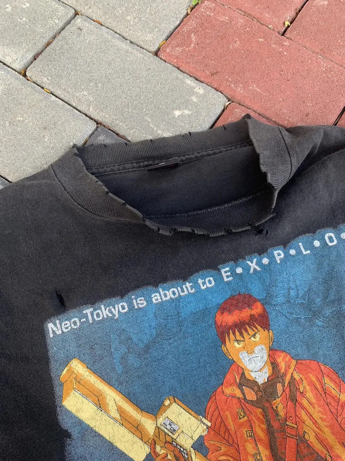 Anime 🔥 80s Distressed AKIRA POSTER TEE — MANGA CLASSIC Size US M / EU 48-50 / 2 - 3 Thumbnail