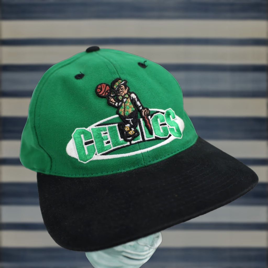 Vintage VINTAGE Boston Celtic Spellout Hat Cap Green Baseball Cap Men OS One Size Style Baseball Cap Green Mens Celtics Spellout Hat Size ONE SIZE - 1 Thumbnail