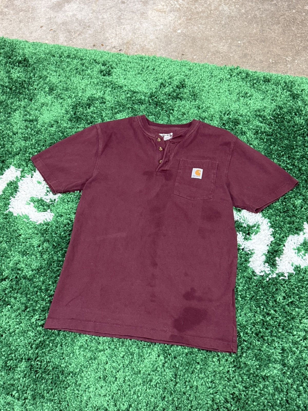 Carhartt Vintage Carhartt Maroon Burgundy Red Pocket Logo Tee Size US S / EU 44-46 / 1 - 1 Thumbnail