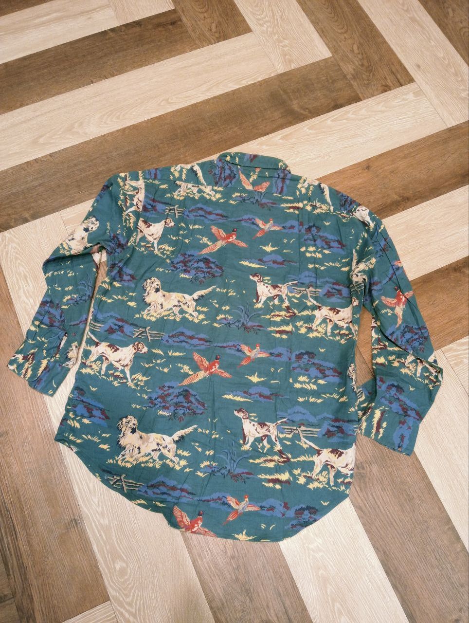 Chaps Ralph Lauren CHAPS RALPH LAUREN OVERPRINT SHIRT - SIZE L Size US L / EU 52-54 / 3 - 5 Thumbnail