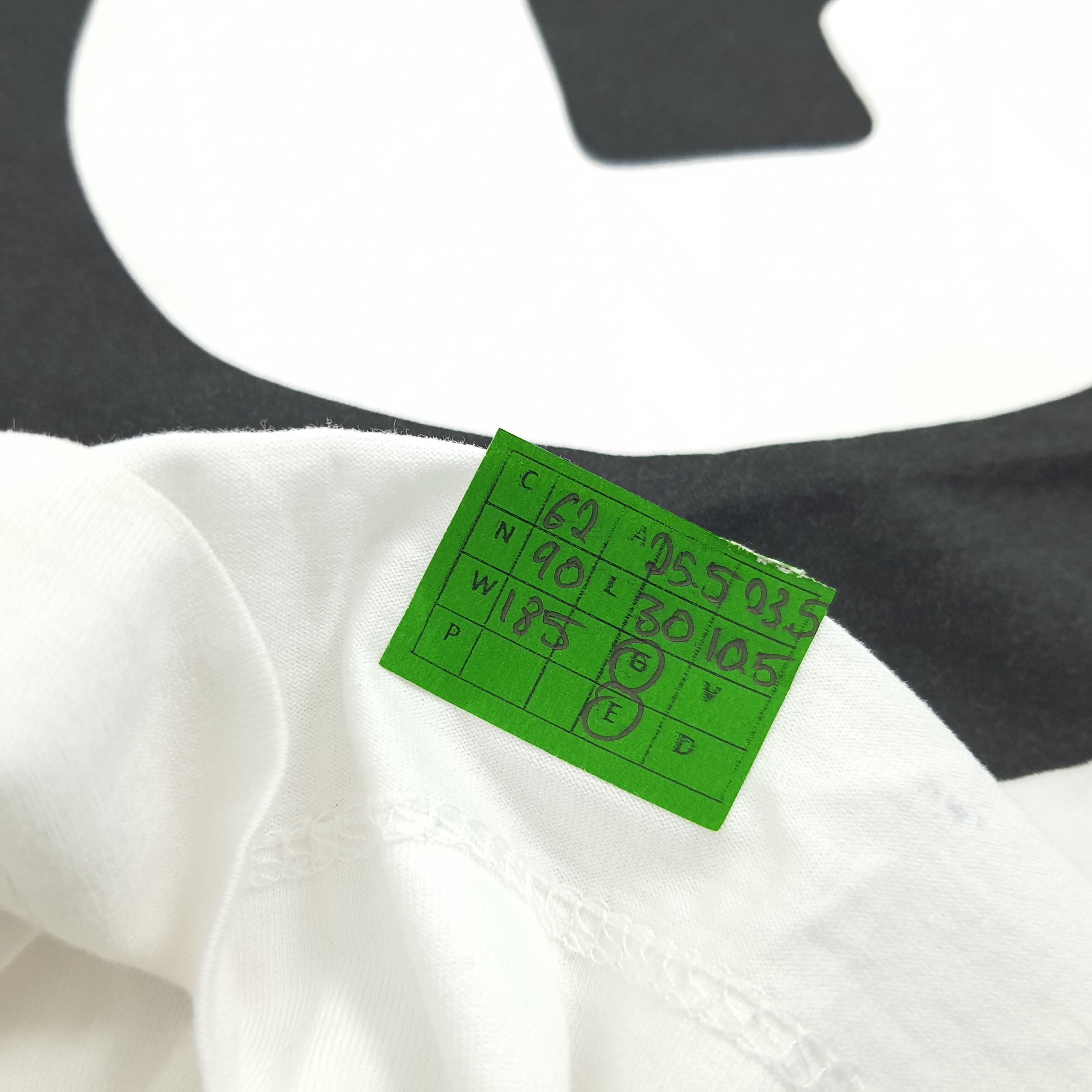 Vintage Vintage Maison Margiela Designer Tshirt C62N90 Size US XXL / EU 58 / 5 - 7 Thumbnail