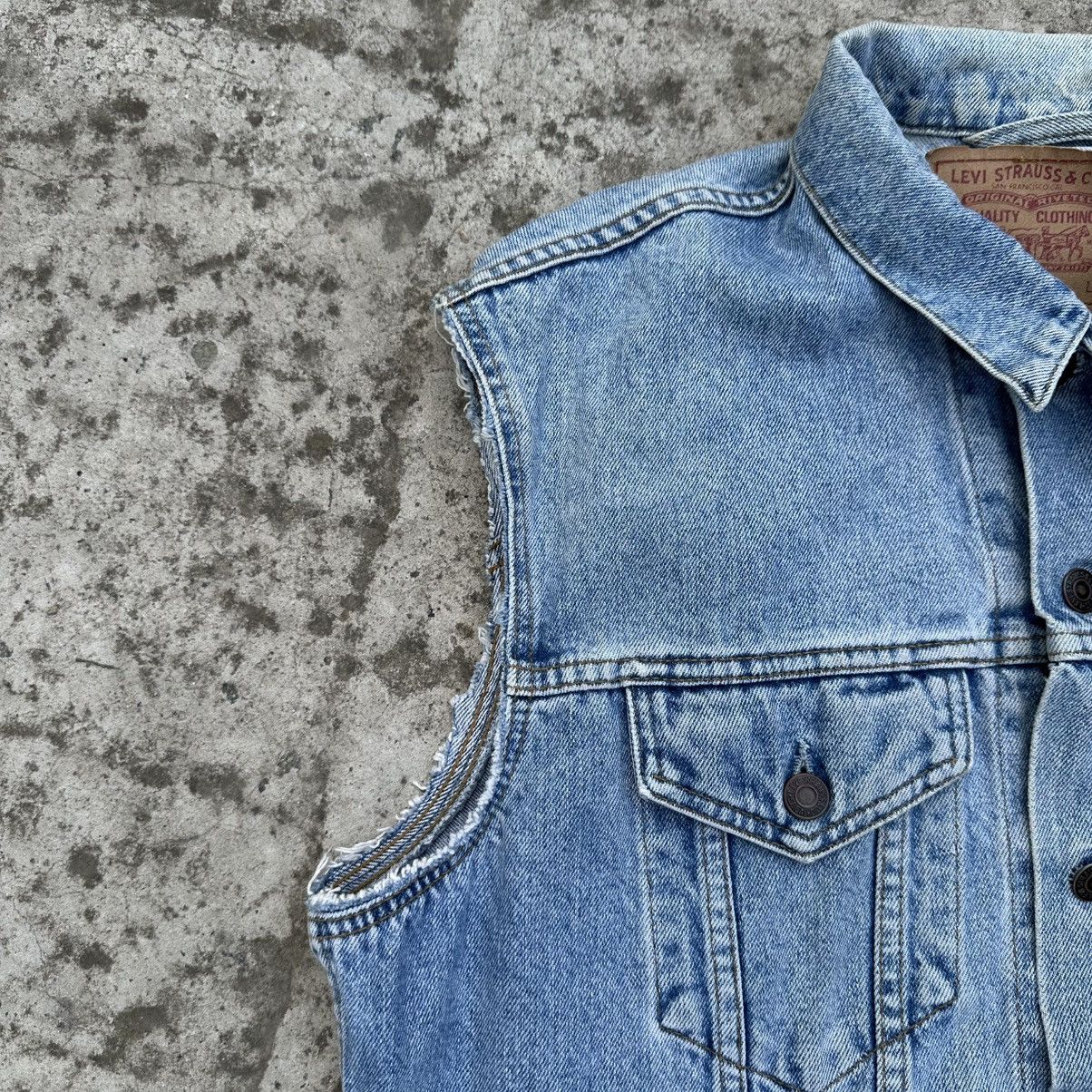 Levi's Vintage Clothing Vintage Japanese Style Levi’s Denim Vest Y2K Western 00s USA Size US L / EU 52-54 / 3 - 5 Thumbnail