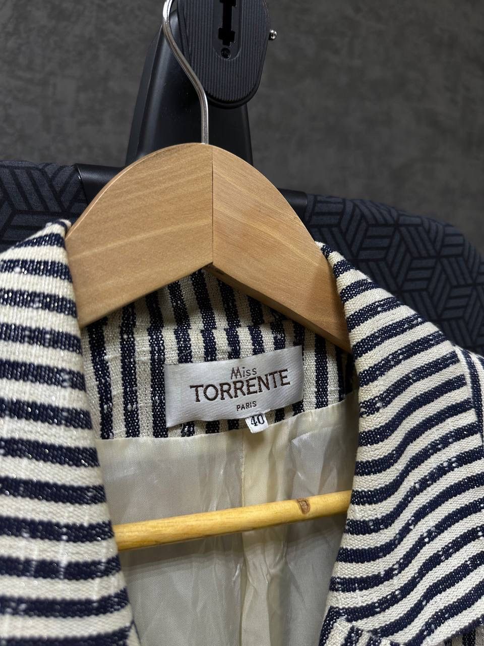 Japanese Brand × Vintage Vintage Miss Torrente Cage Paris Blazer Size L / US 10 / IT 46 - 6 Thumbnail