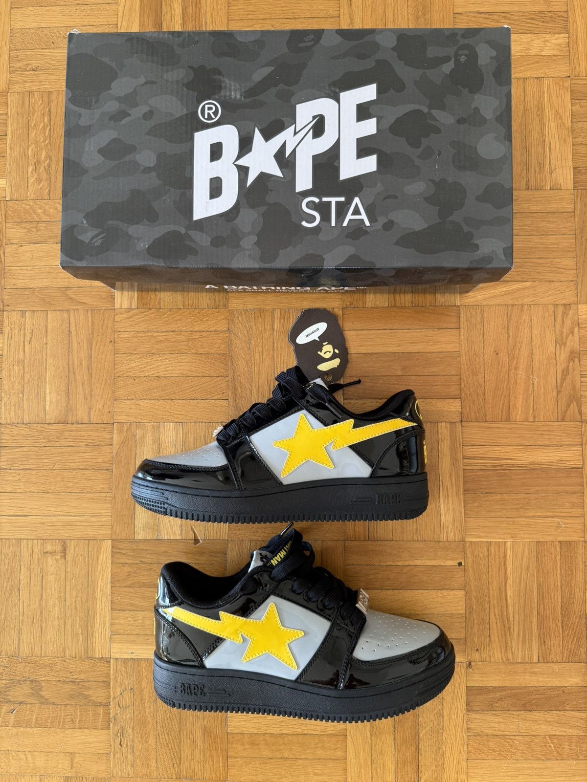 Bape × DC Comics BAPE X DC BATMAN BAPESTA LOW Size US 8 / EU 41 - 1 Thumbnail