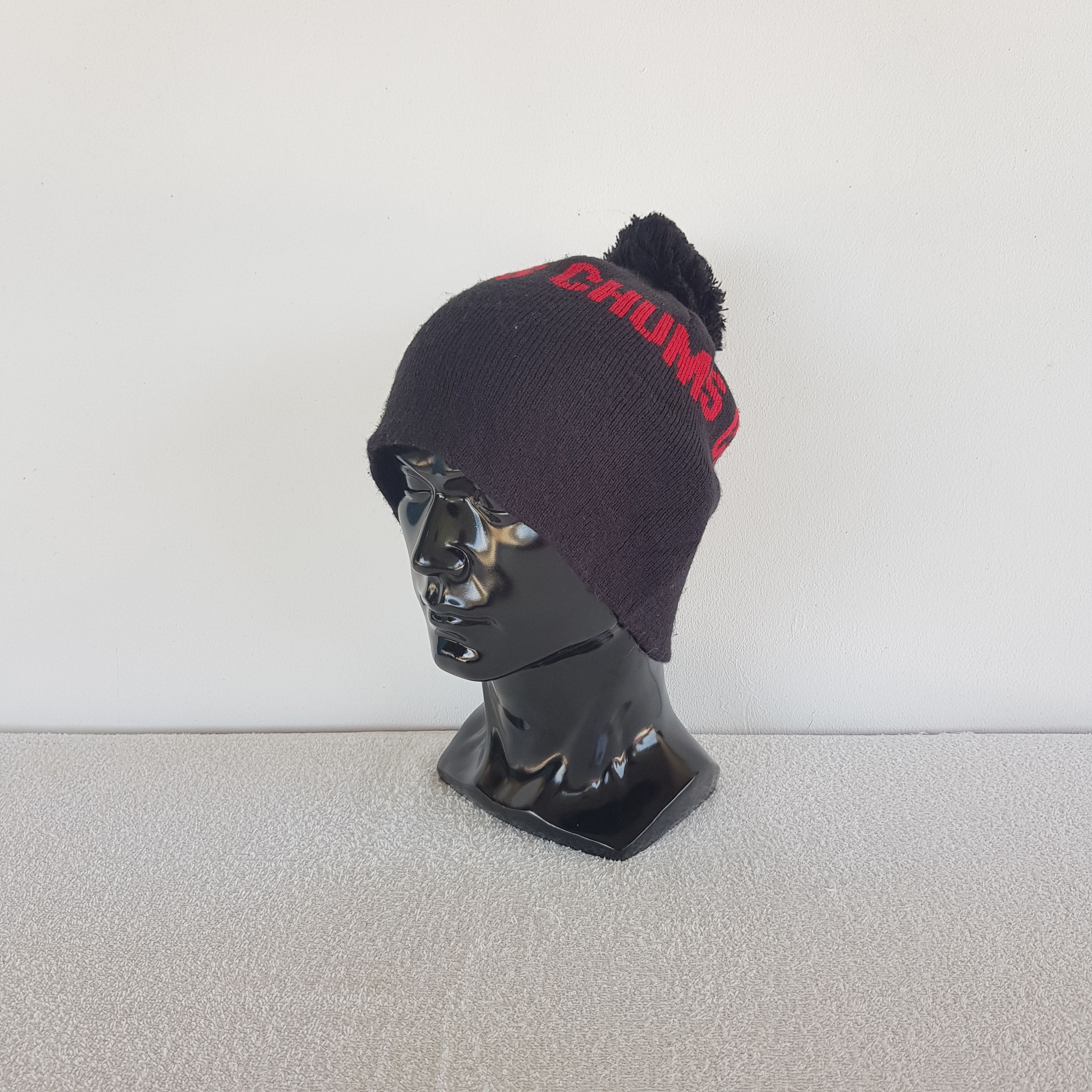 Other Vintage Chums Chums Beanie Pom Pom Knit Snow Caps Hats Size ONE SIZE - 1 Thumbnail