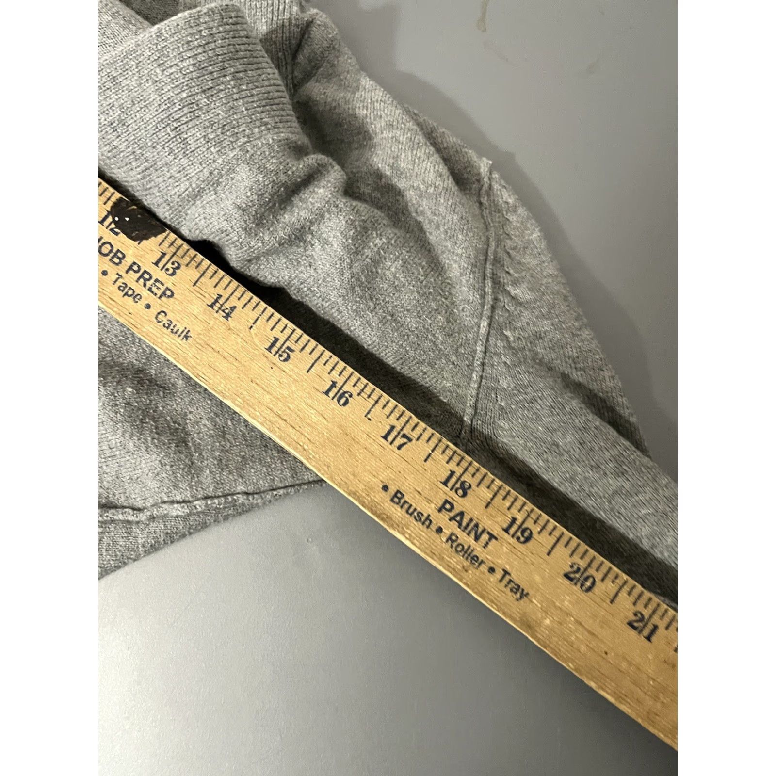 American Eagle Outfitters VINTAGE American Eagle Outfitters Cardigan Sweater Hoodie Women’s Small Gray Knit V-Neck All Seasons Regular Size S / US 4 / IT 40 - 5 Thumbnail