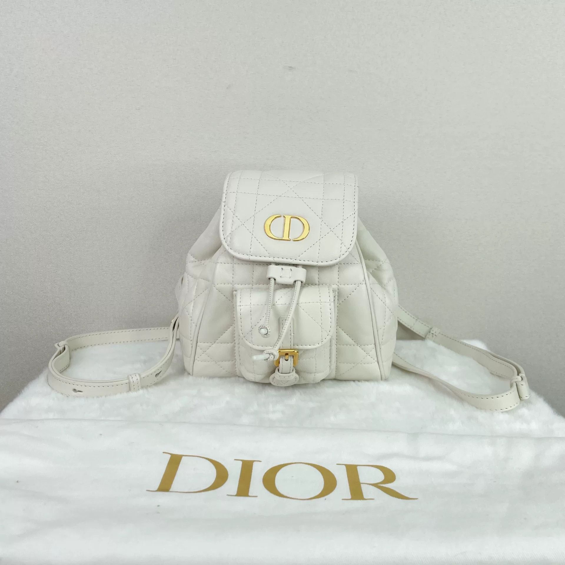 Dior Pre-loved Bag Very good condition Size ONE SIZE - 1 Thumbnail