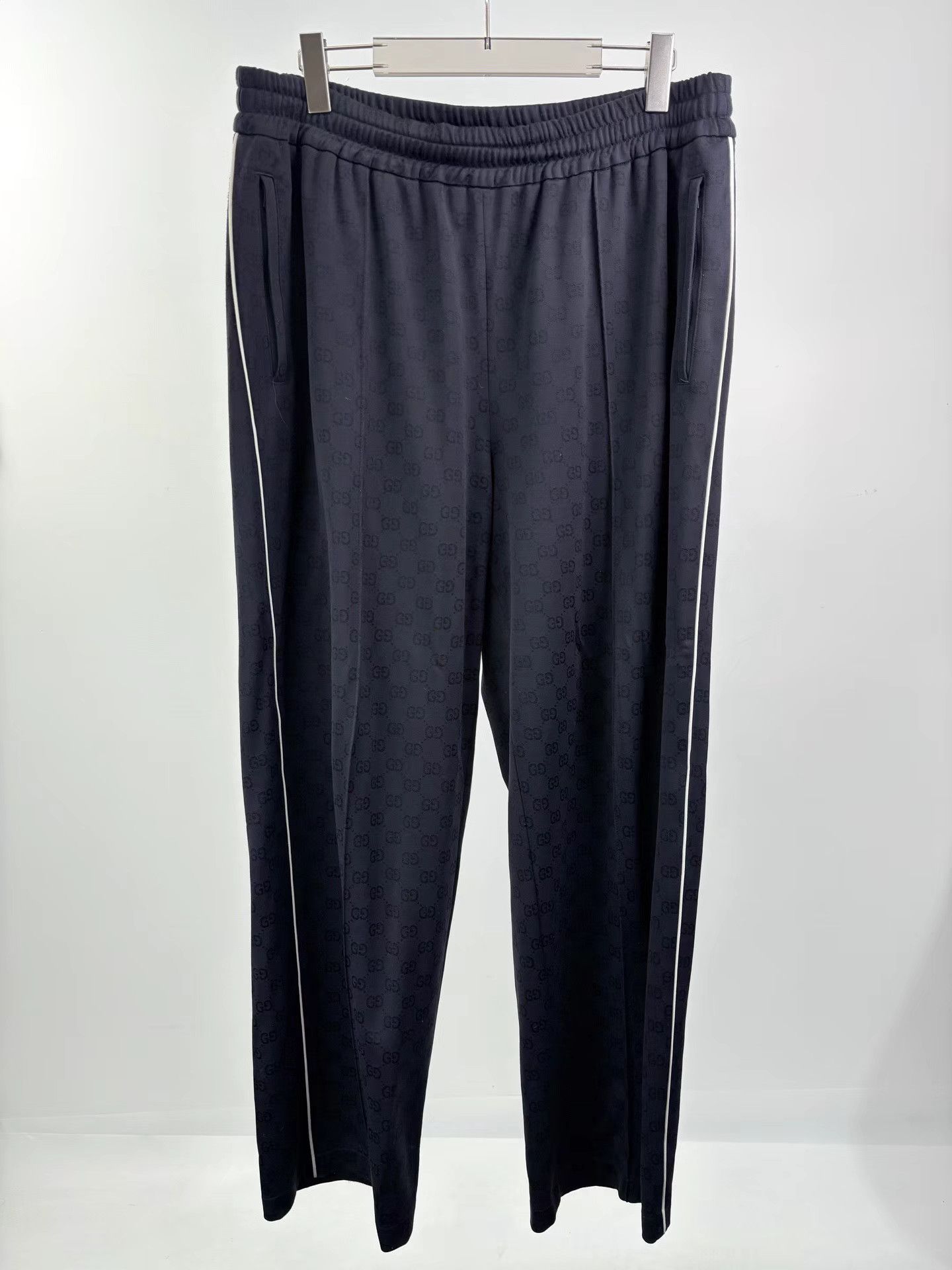 Gucci GUCCI New All-over Logo Jacquard Trousers Size US 37 - 1 Thumbnail
