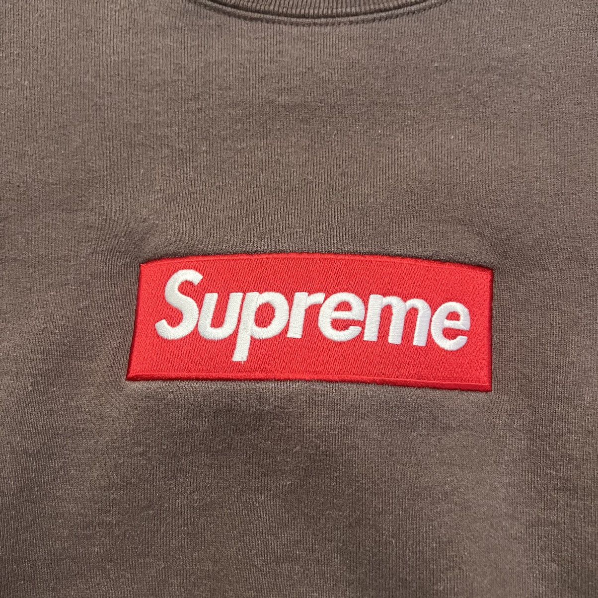 Supreme Supreme Box Logo Crewneck FW22 Size US M / EU 48-50 / 2 - 5 Thumbnail