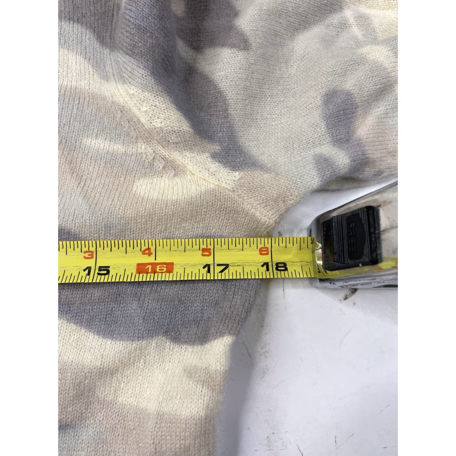 Charter Club Charter Club Sweater Women S Long Sleeve V-Neck Camouflage Cashmere Pullover Size S / US 4 / IT 40 - 6 Thumbnail