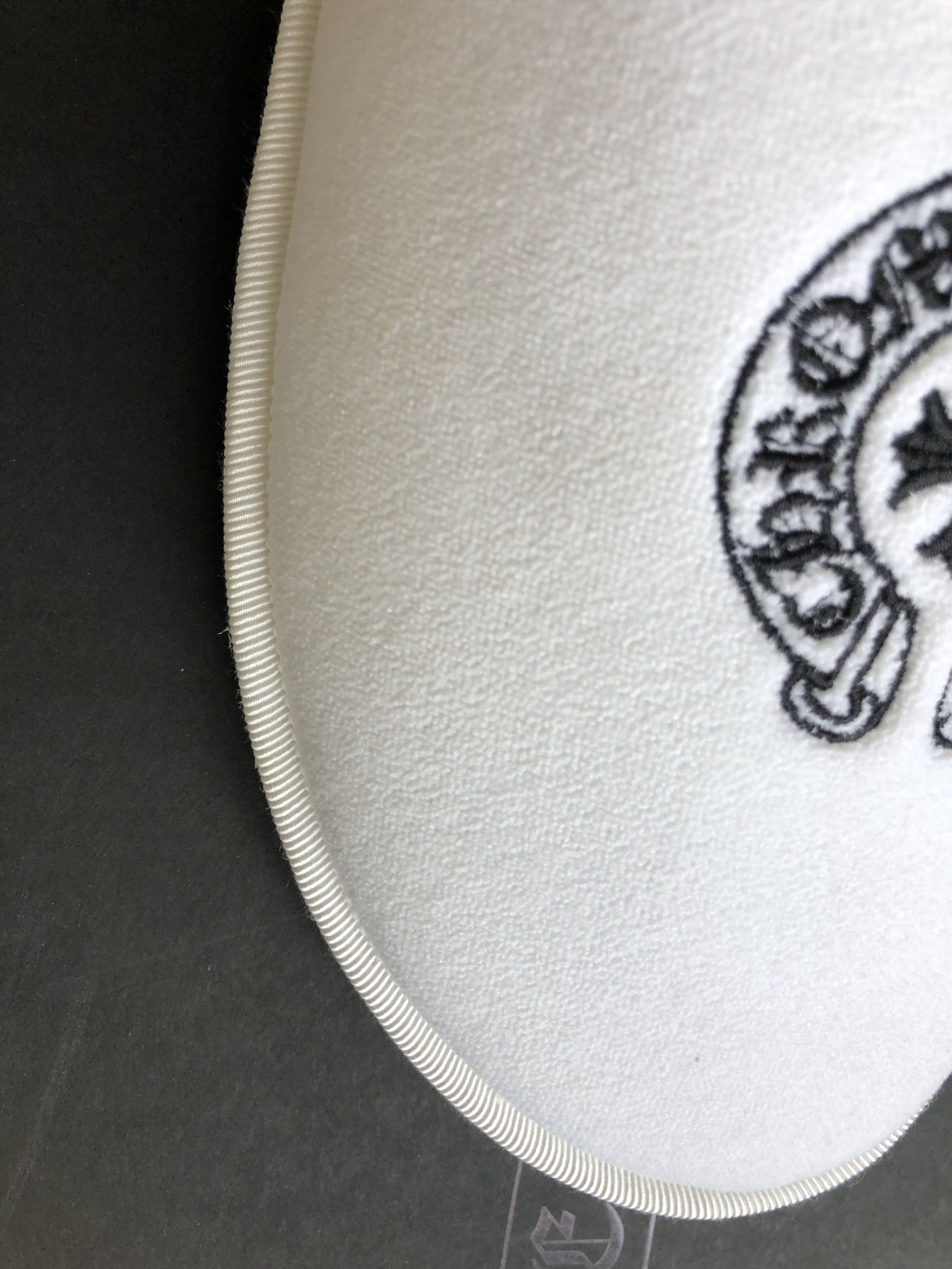 Chrome Hearts Chrome Hearts Horseshoe Embroidered White Slippers Size US 12.5 / EU 45-46 - 7 Thumbnail