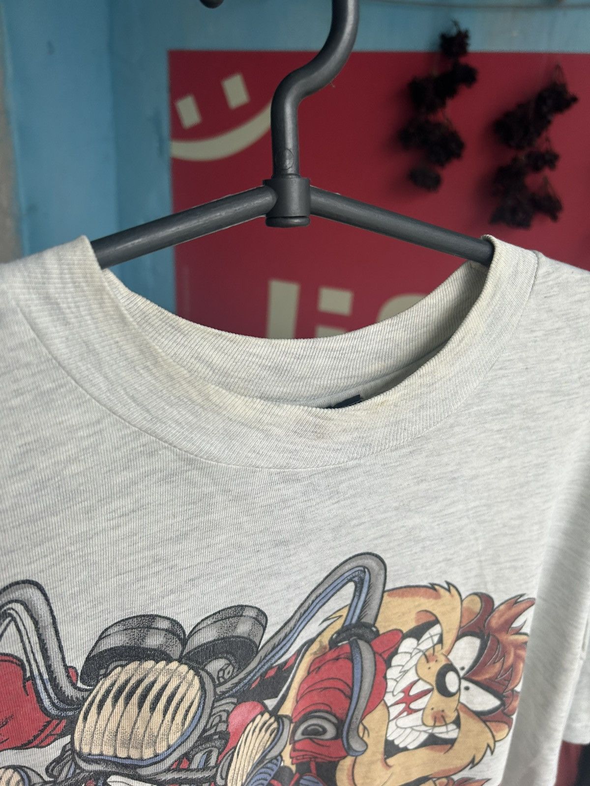 Vintage Vintage Warner Bros. 1996 TAZ Big Logo Rare Merch T-Shirt Size US XL / EU 56 / 4 - 5 Thumbnail