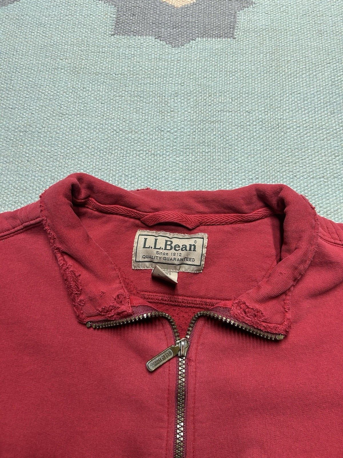 Vintage Vtg LL Bean collared sweatshirt distressed mostly cotton L Size US L / EU 52-54 / 3 - 3 Thumbnail