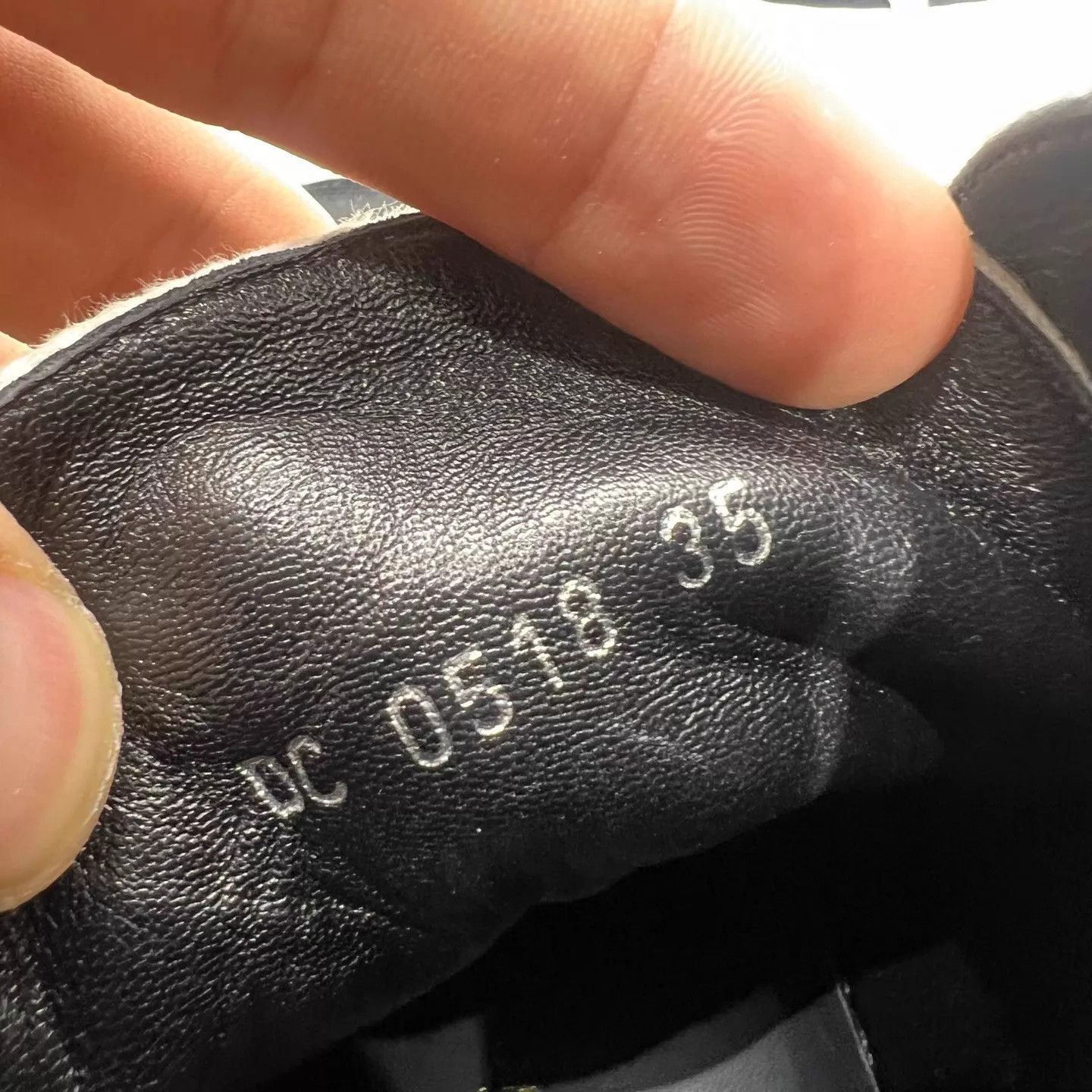 Dior Dior classic b&w logo canvas sneaker size 35 Size US 4.5 / IT 34.5 - 8 Thumbnail