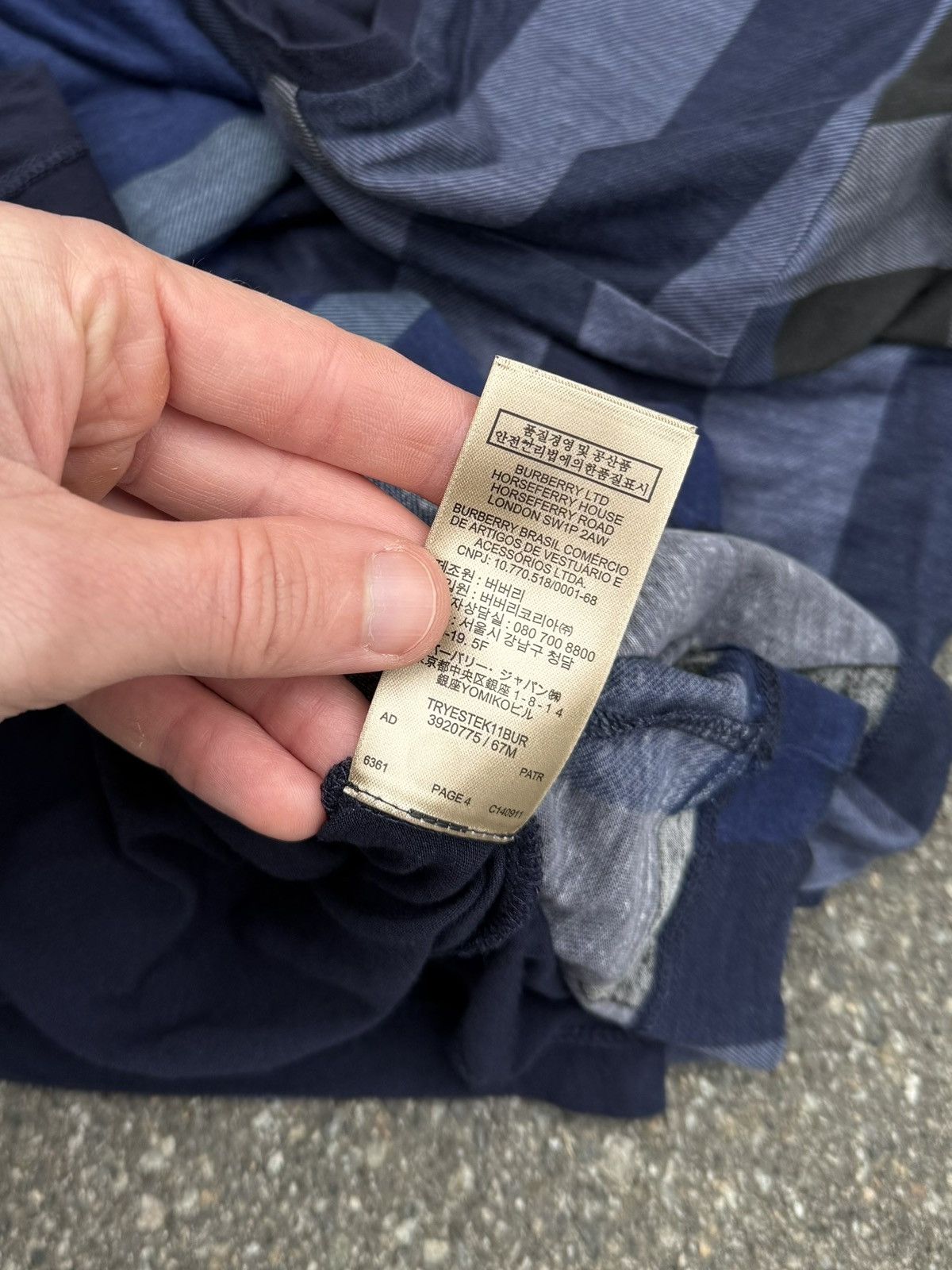 Burberry Burberry Brit Reversible Plaid Print Rare T-shirt Tee Size L / US 10 / IT 46 - 6 Thumbnail