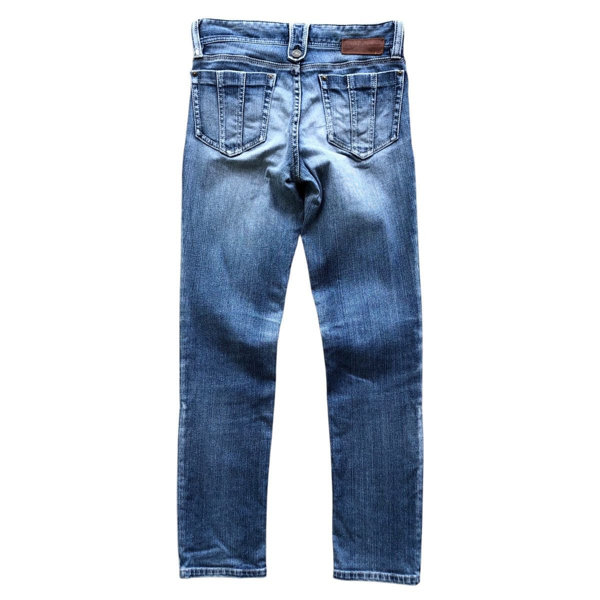 Burberry × Japanese Brand Distressed BURBERRY slim jeans Size 29" - 2 Thumbnail