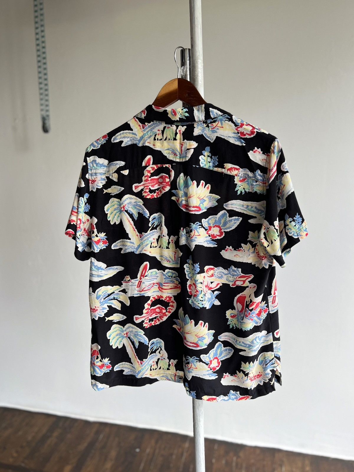 Designer × Levi's Levi’s Open Collar Shirt SS Pattern Palm Beach Hawaiian Size L / US 10 / IT 46 - 3 Thumbnail