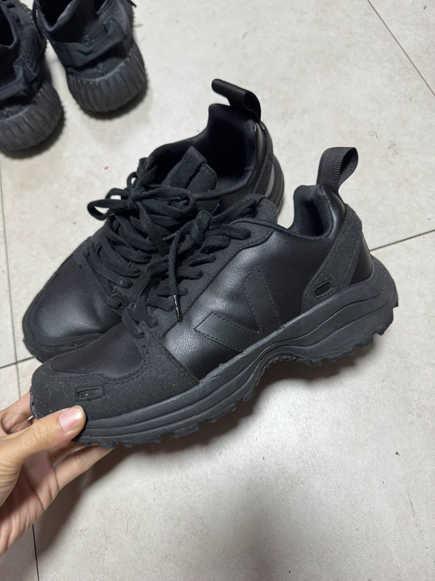 Rick Owens Rick Owens Collab Black Lowtop Sneakers S Men Size US 8 / EU 41 - 1 Thumbnail