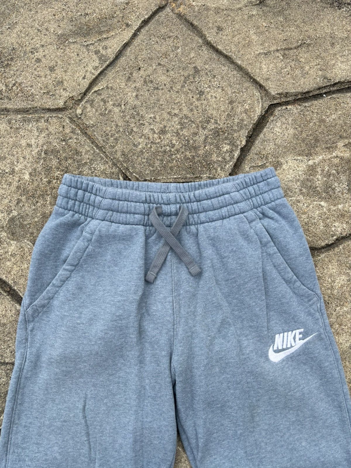 Nike Y2K Nike Straight Leg Cuffed Sweatpants Size US 30 / EU 46 - 3 Thumbnail