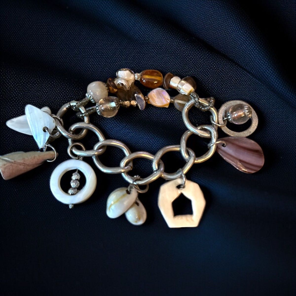 Other Chunky silver tone link shell charm stretch bracelet Size ONE SIZE - 1 Thumbnail