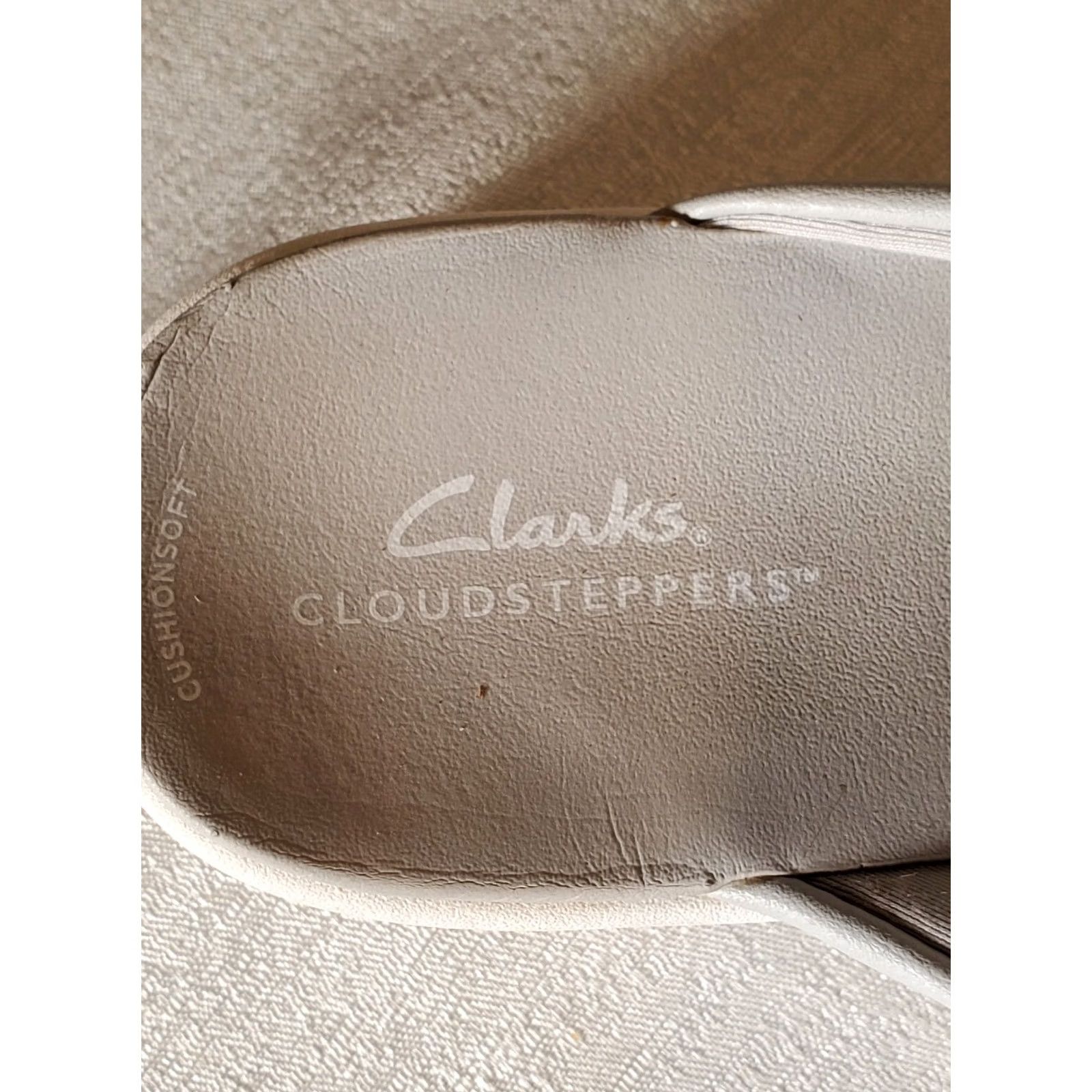 Clarks Clarks Cloudsteppers Drift Ave Sandals Cushion Soft Toe Post Women US 9.5 Slip On Wedge Gray Size US 7 / IT 37 - 7 Thumbnail