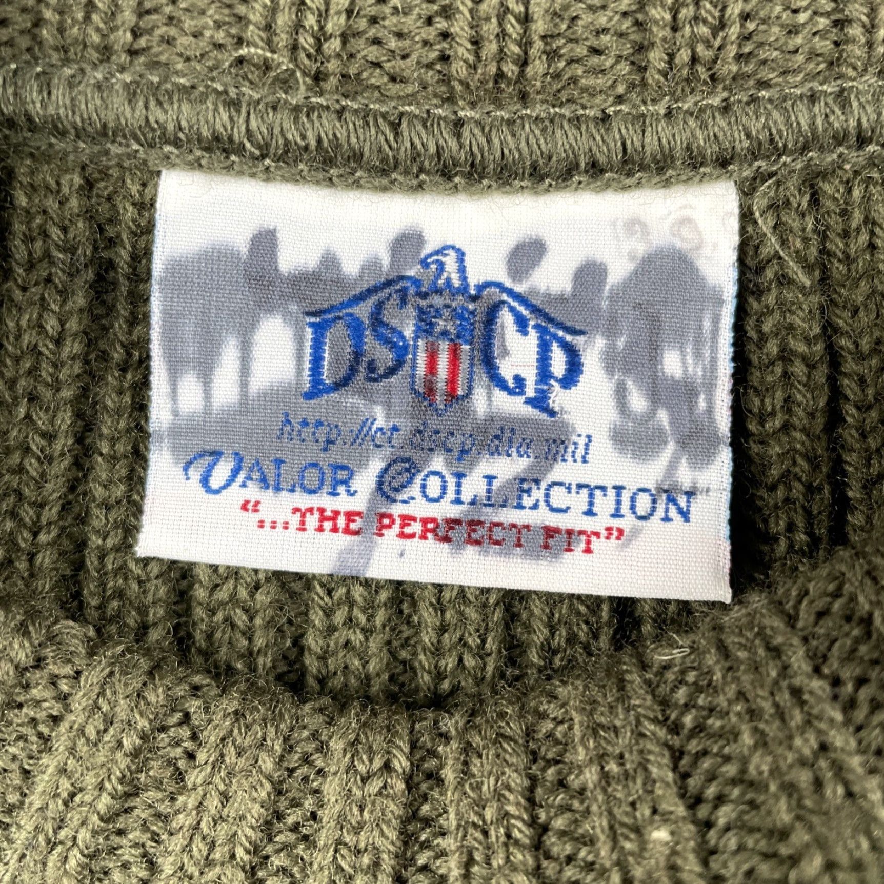 Vintage VINTAGE DSCP Valor Collection 100% Wool Sweater Size L USA Army Green Crew Neck Long Sleeve Pullover Mens Size US L / EU 52-54 / 3 - 6 Thumbnail