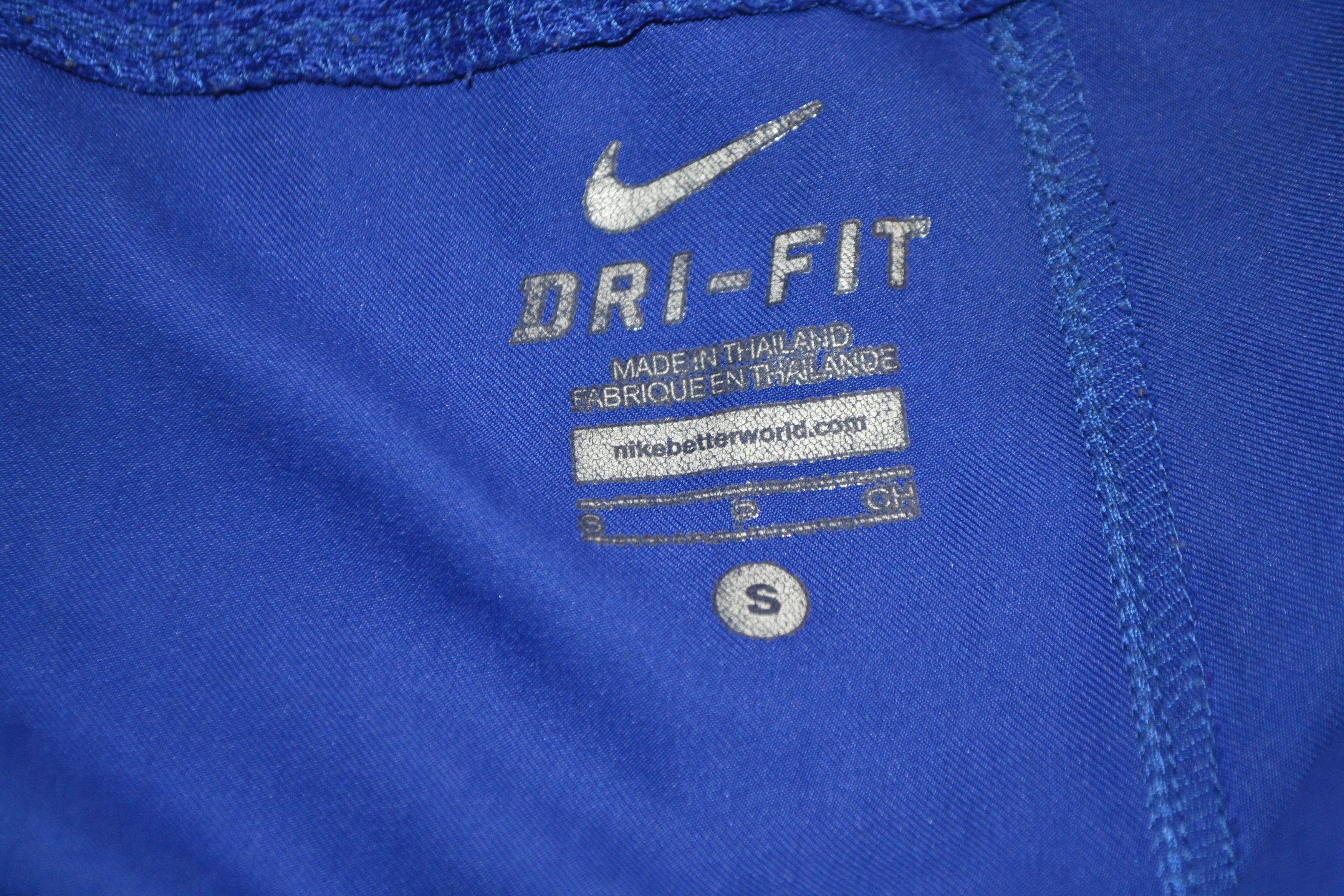 Nike Barcelona Away 2015 2016 Soccer Shorts BARCA Football Size US 30 / EU 46 - 2 Thumbnail