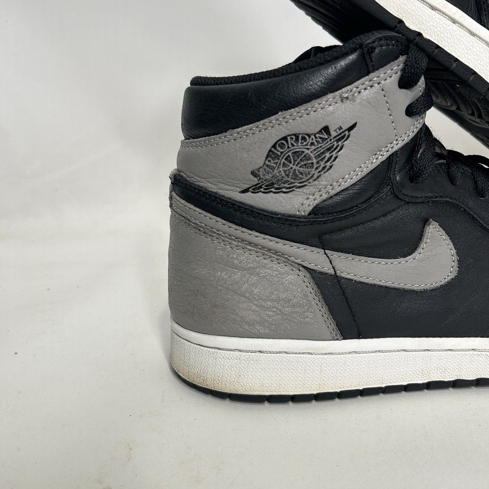 Jordan Brand Nike Air Jordan 1 Retro OG High “Shadow” (2018) Size US 10.5 / EU 43-44 - 11 Thumbnail