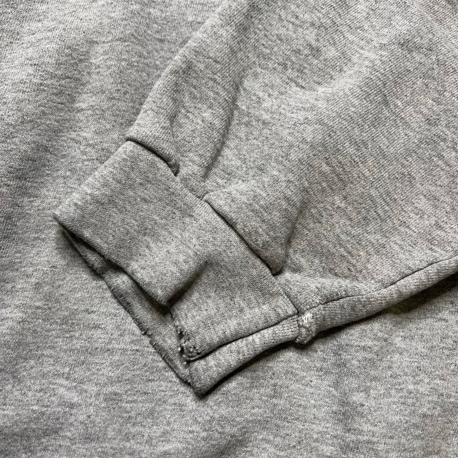 Nike Vintage Nike Crewneck Sweatshirt Swoosh Men Sz XL Distress Size US XL / EU 56 / 4 - 10 Thumbnail