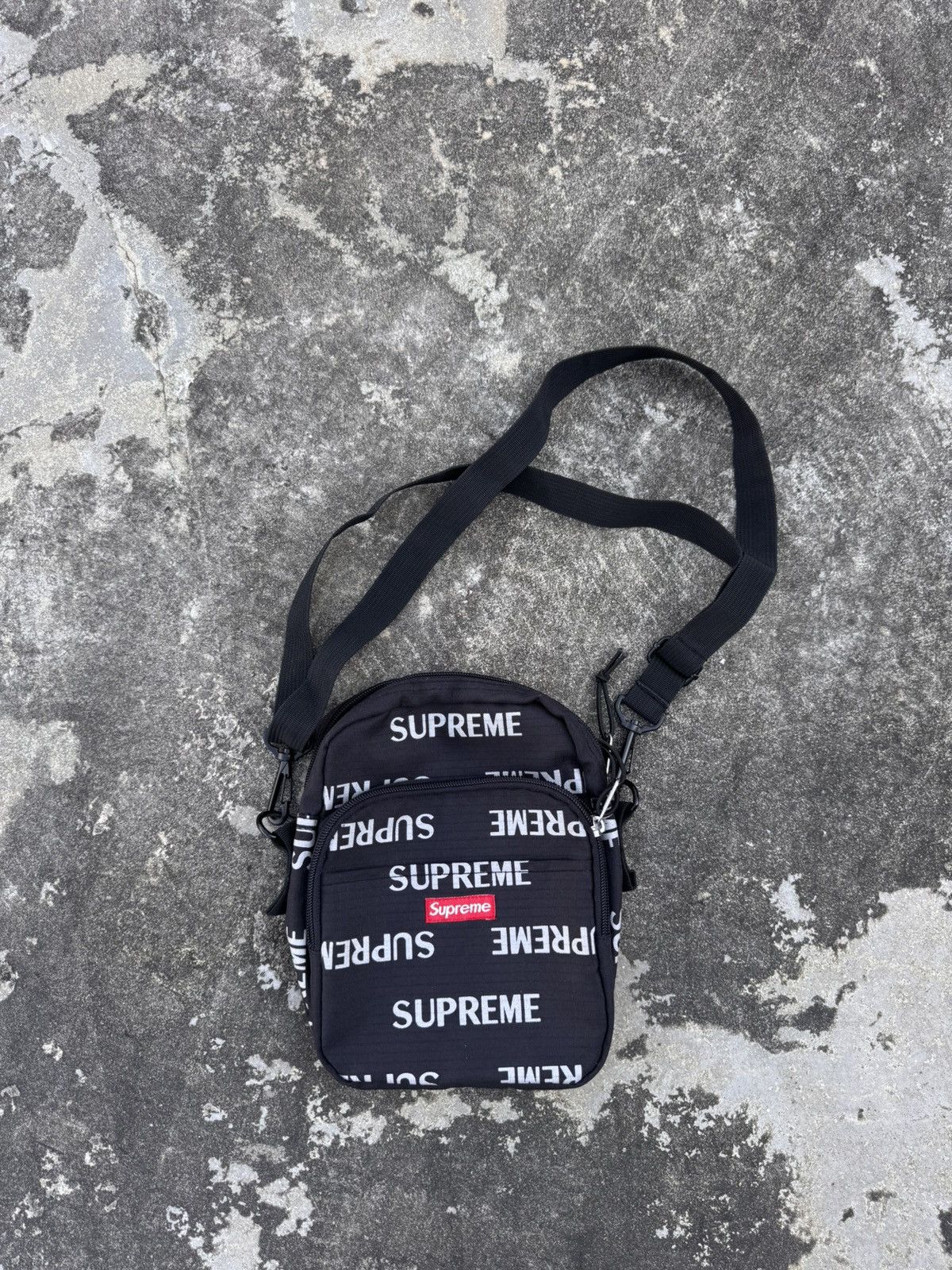 Supreme 3M Reflective Repeat Shoulder Bag