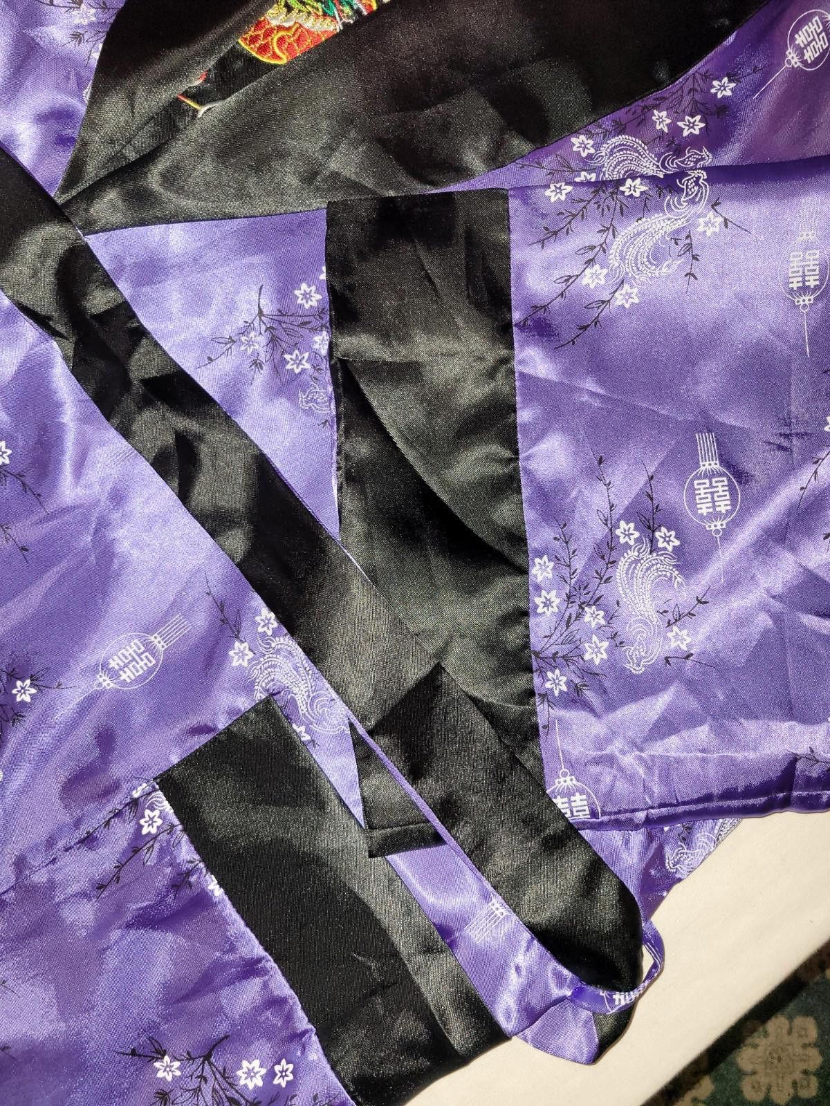 The Unbranded Brand unisex XL asian inspired reversible robe Size ONE SIZE - 2 Thumbnail