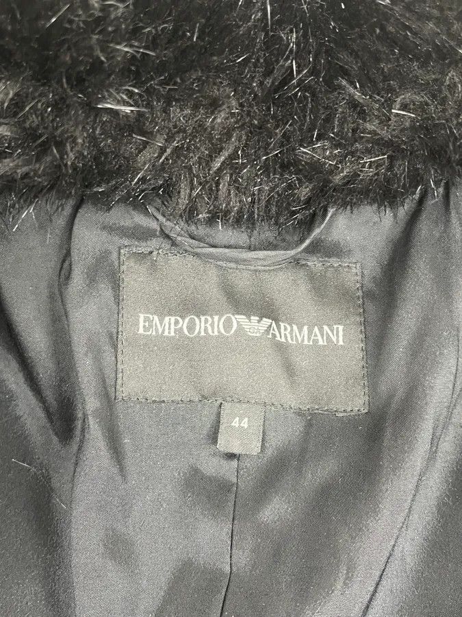 Emporio Armani AW2019 Emporio Armani Black Wool Faux Fur Collar Buttoned Coat Size XS / US 0-2 / IT 36-38 - 11 Thumbnail