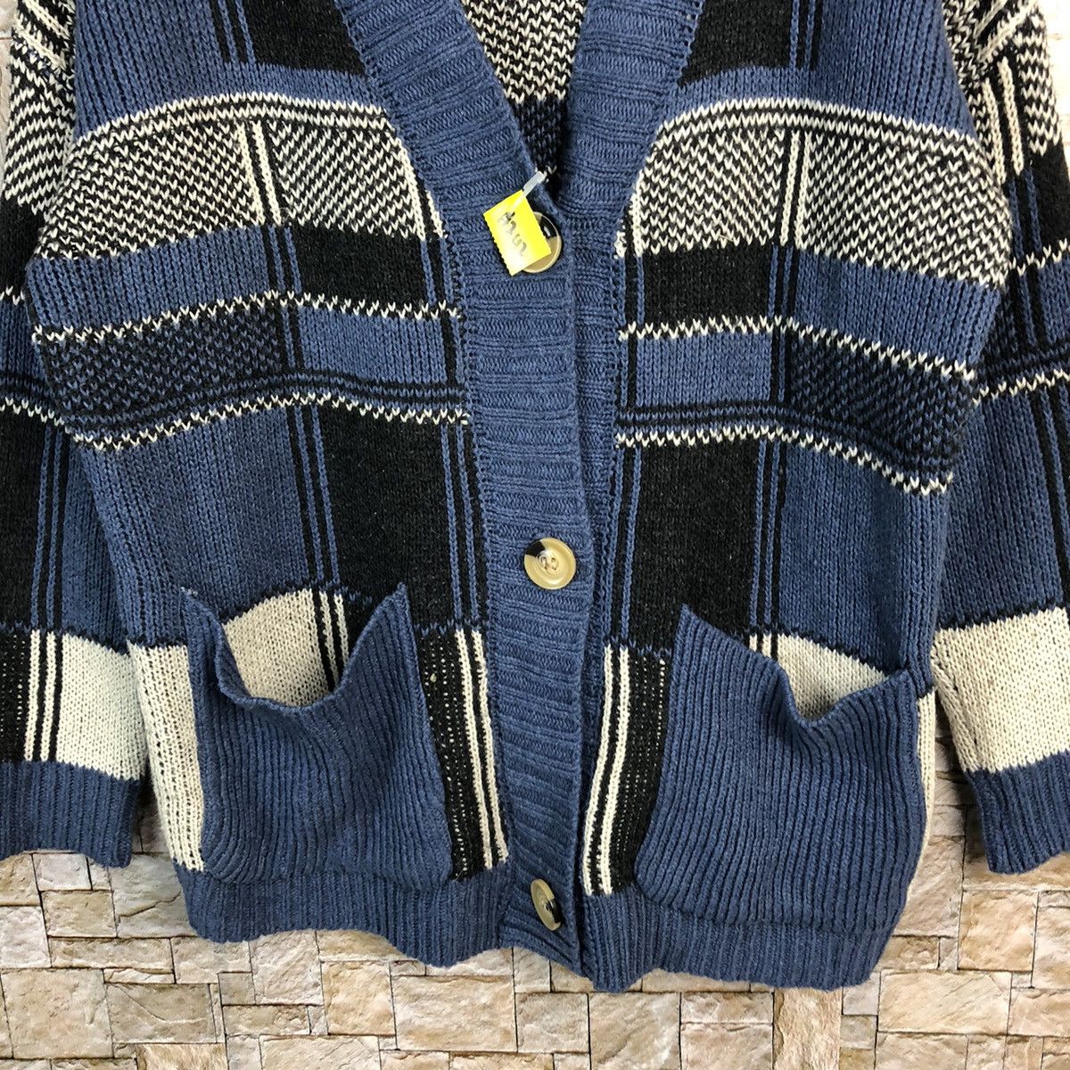 Vintage DL Japan vintage art Blue Cardigan pattern Knitwear #A242 Size US L / EU 52-54 / 3 - 6 Thumbnail