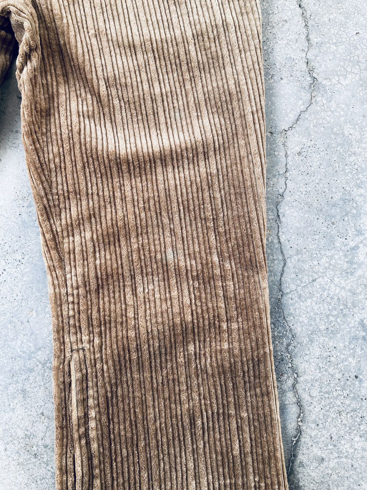 Le Grande Bleu (L.G.B.) Vintage 90s LGB Le Grand Bleu Corduroy pants Size US 30 / EU 46 - 20 Thumbnail