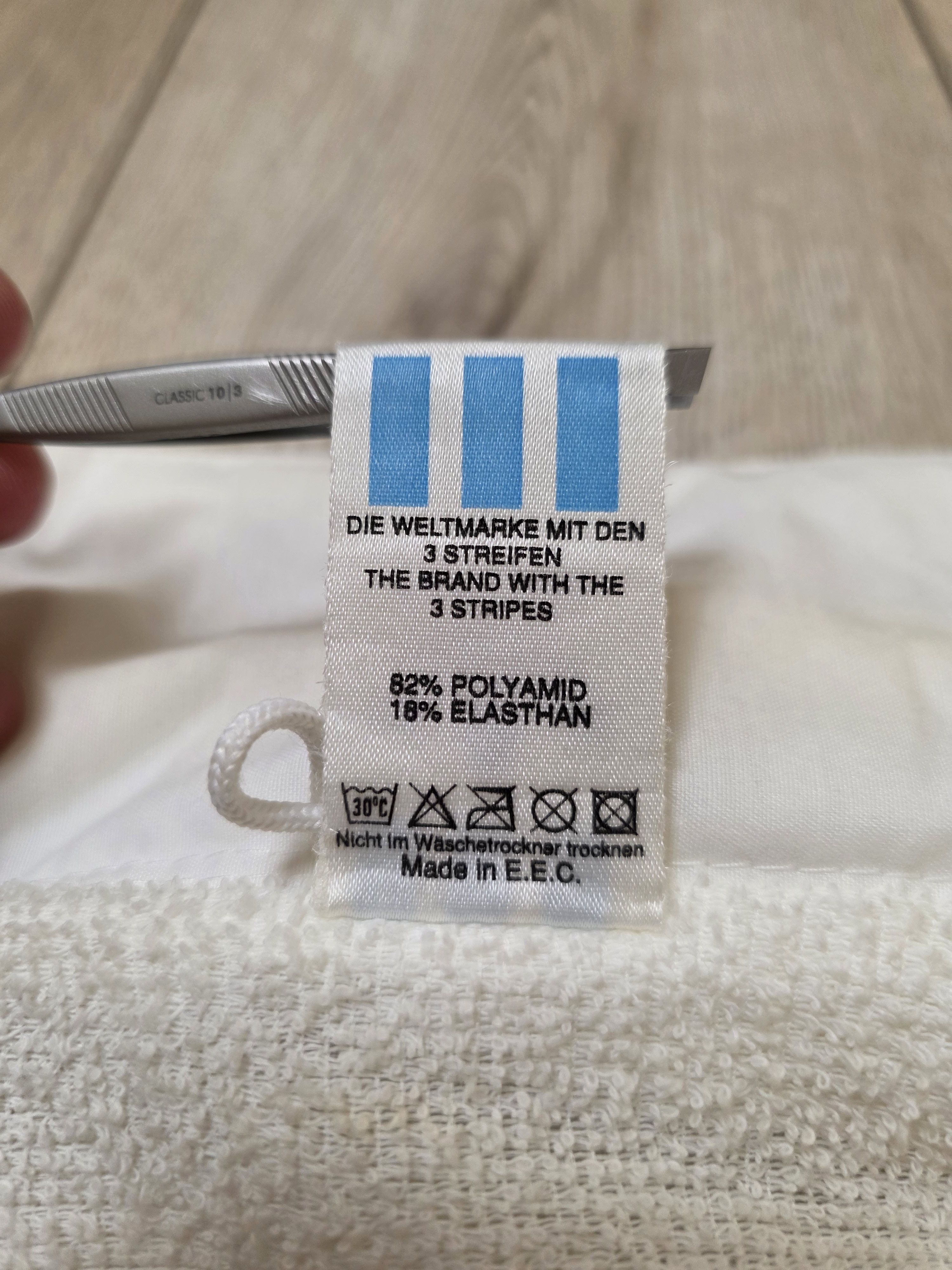 Adidas ADIDAS VINTAGE JACKET WHITE Y2K 90s SOCCER TRAINING JACKET Size US L / EU 52-54 / 3 - 9 Thumbnail