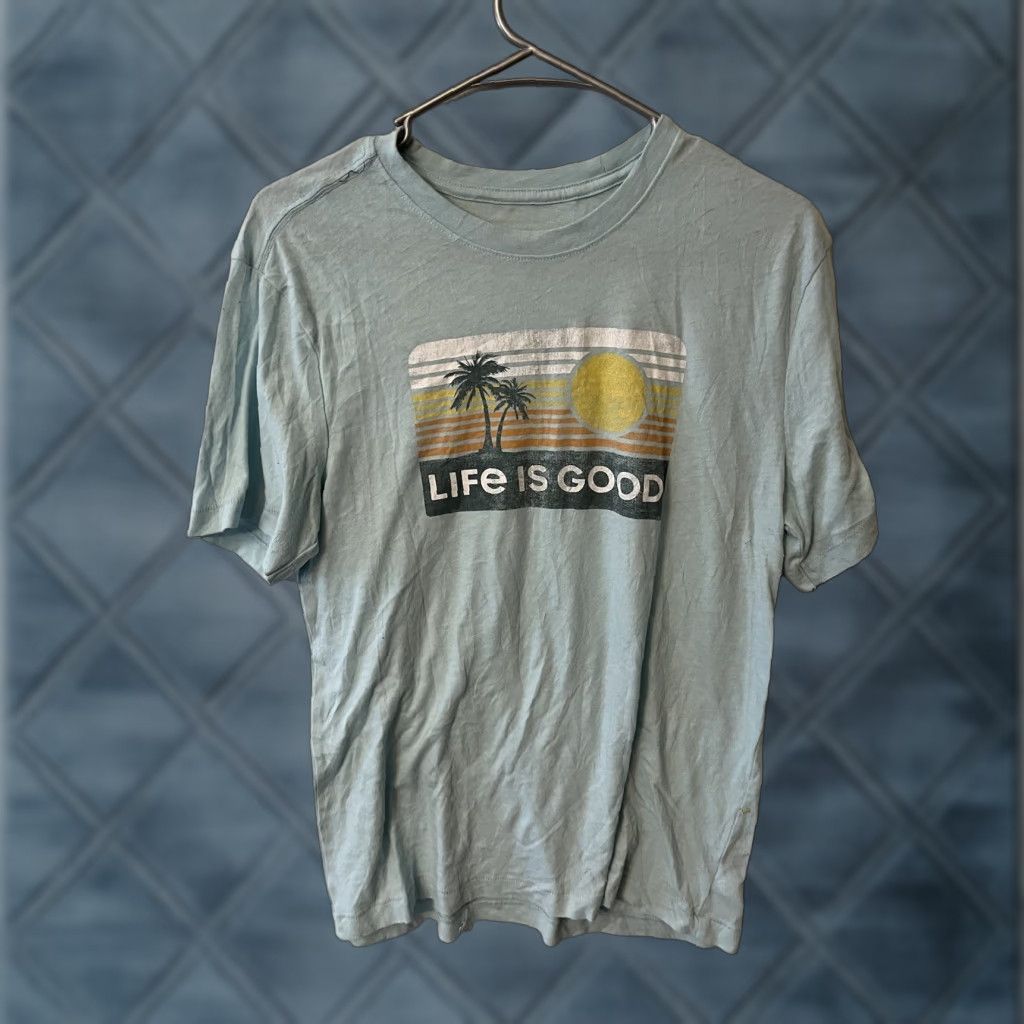 Life is Good Life is Good Cool Tee T-Shirt Blue Island Surfboard Beach Sun Mens Size S Size US S / EU 44-46 / 1 - 1 Thumbnail