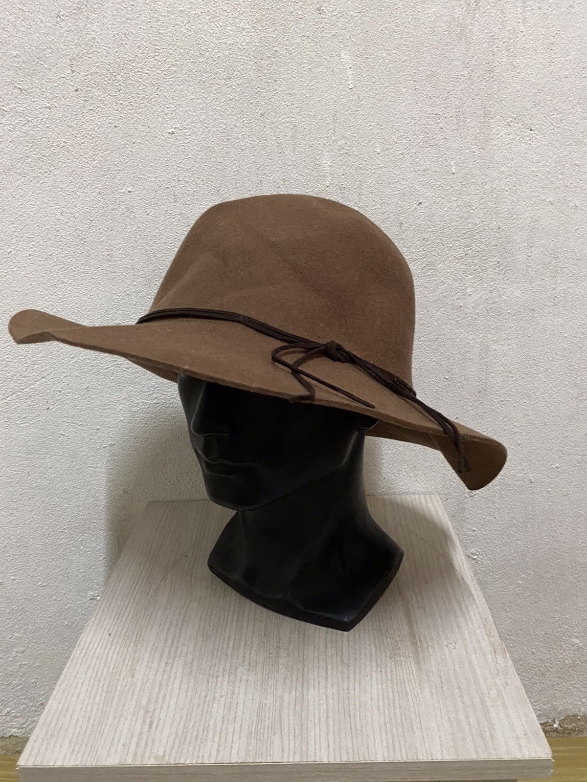 Japanese Brand × LOWRYS FARM Japanese Brand Lepsim Plain Bucket Hat Size ONE SIZE - 3 Thumbnail