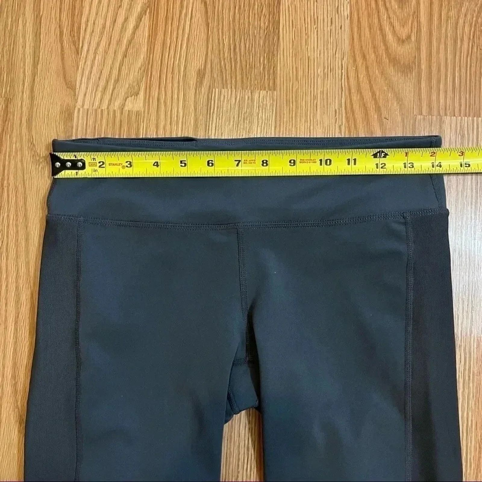 Gap Gap Fit Outlet Workout Capri Dark Gray Cropped Leggings Mesh Size 25" / US 0 / IT 36 - 7 Thumbnail