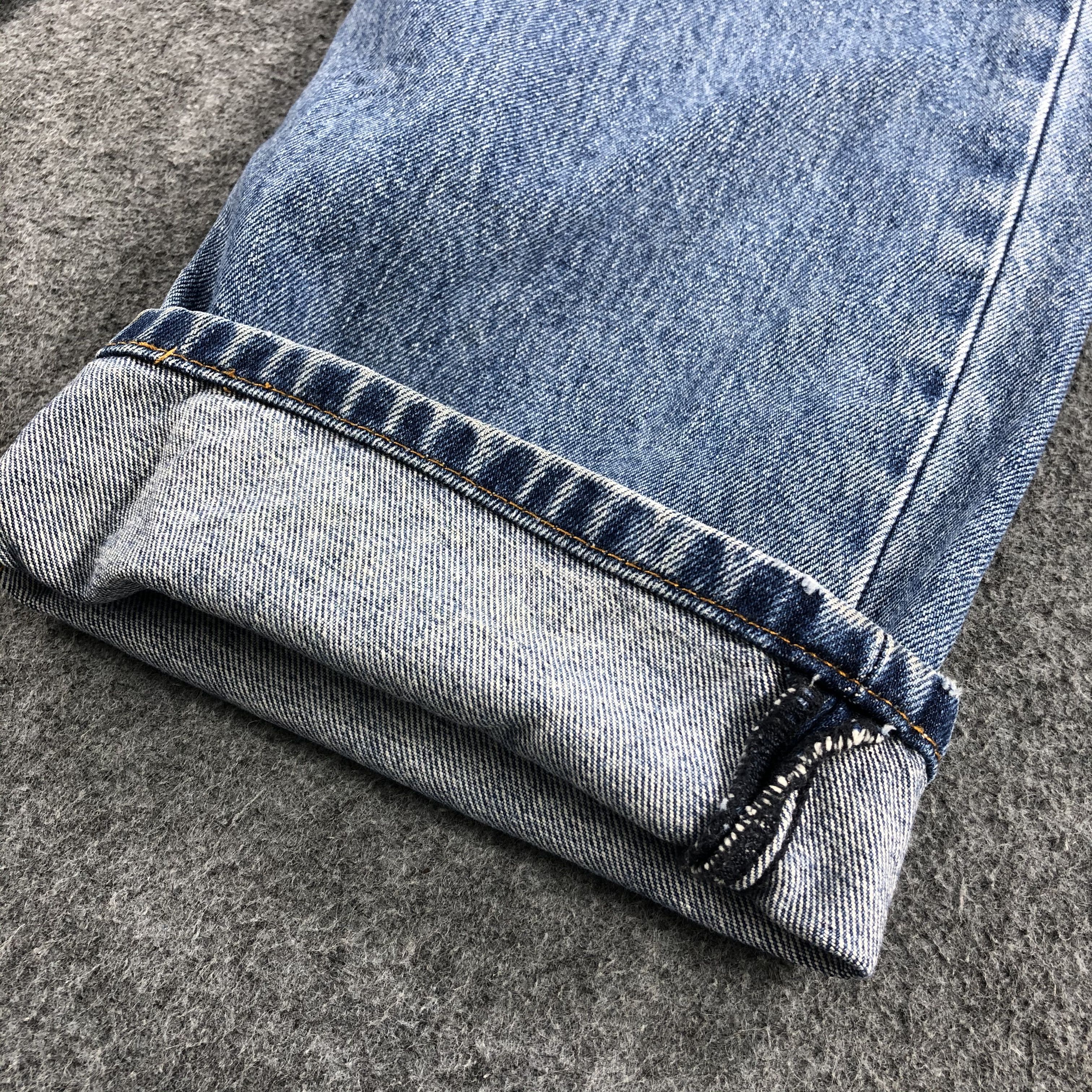 Levi's Faded Blue Vintage Levi's 505 Jeans Distress Denim KJ441 Size US 34 / EU 50 - 6 Thumbnail