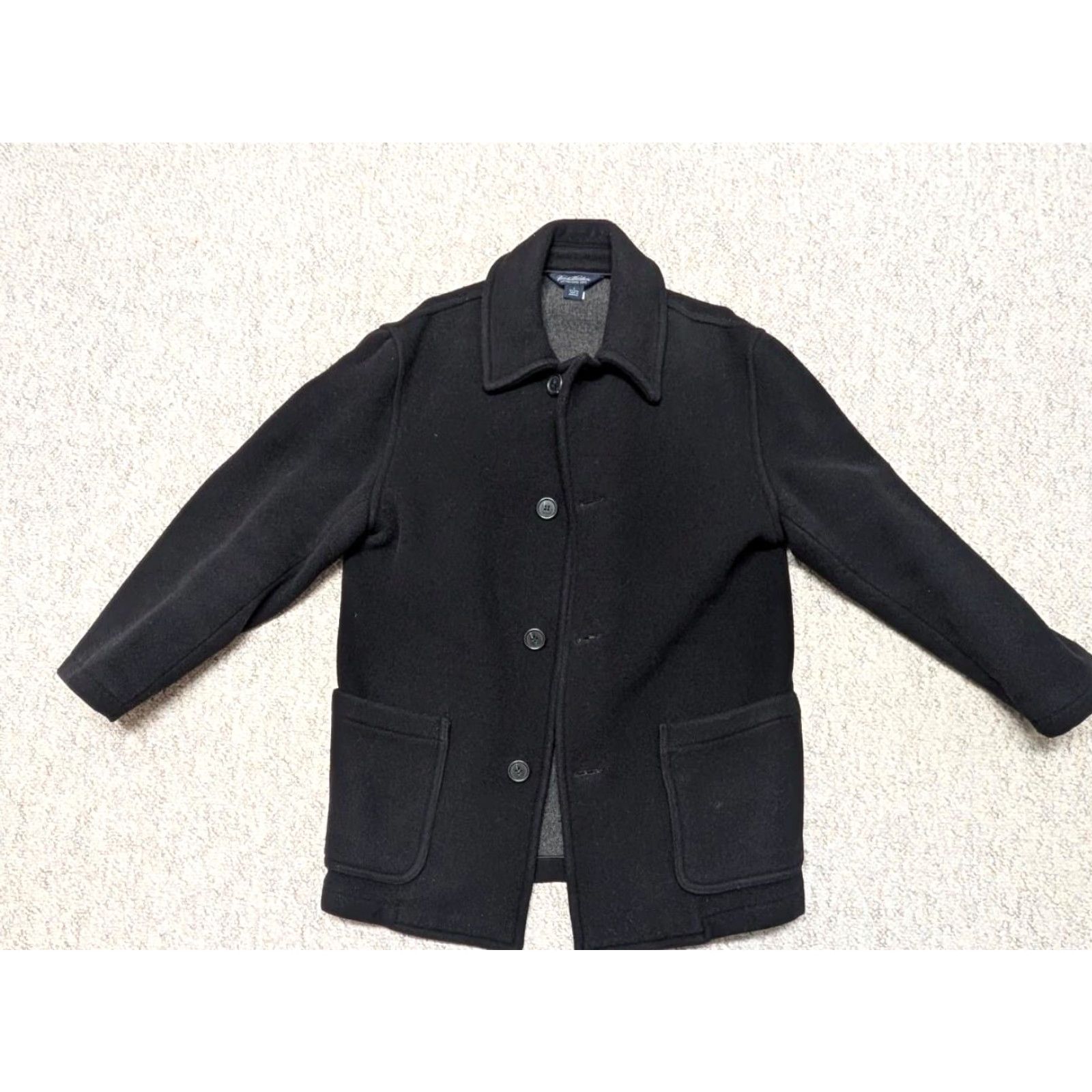 Brooks Brothers VINTAGE Brooks Brothers jacket Coat Men S Black Wool Overcoat 38 England Wool Thick Flannel Solid Button 38 Mens Size US S / EU 44-46 / 1 - 2 Thumbnail