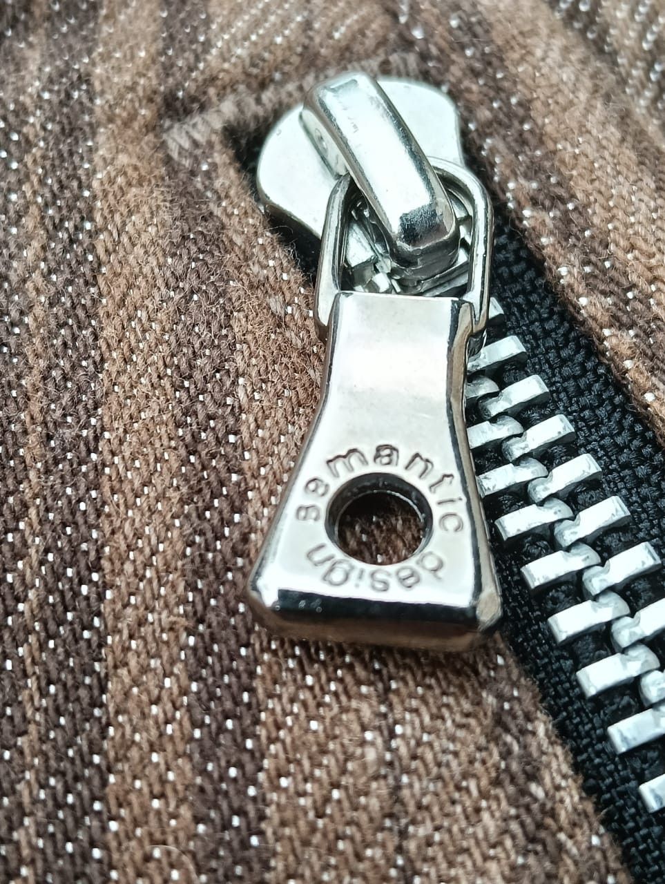 semanticdesign Flare Semantic Design - brown stripe,metal chain. Size US 31 - 9 Thumbnail