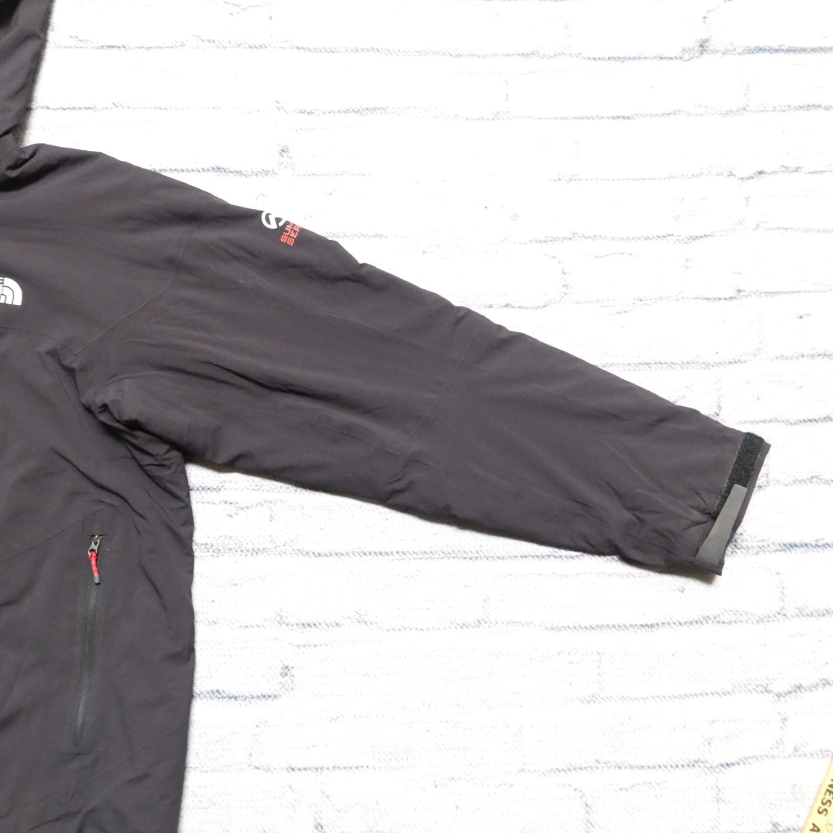 The North Face VINTAGE The North Face Summit Series Insulated Jacket Mens M Black Shirt Size US M / EU 48-50 / 2 - 7 Thumbnail
