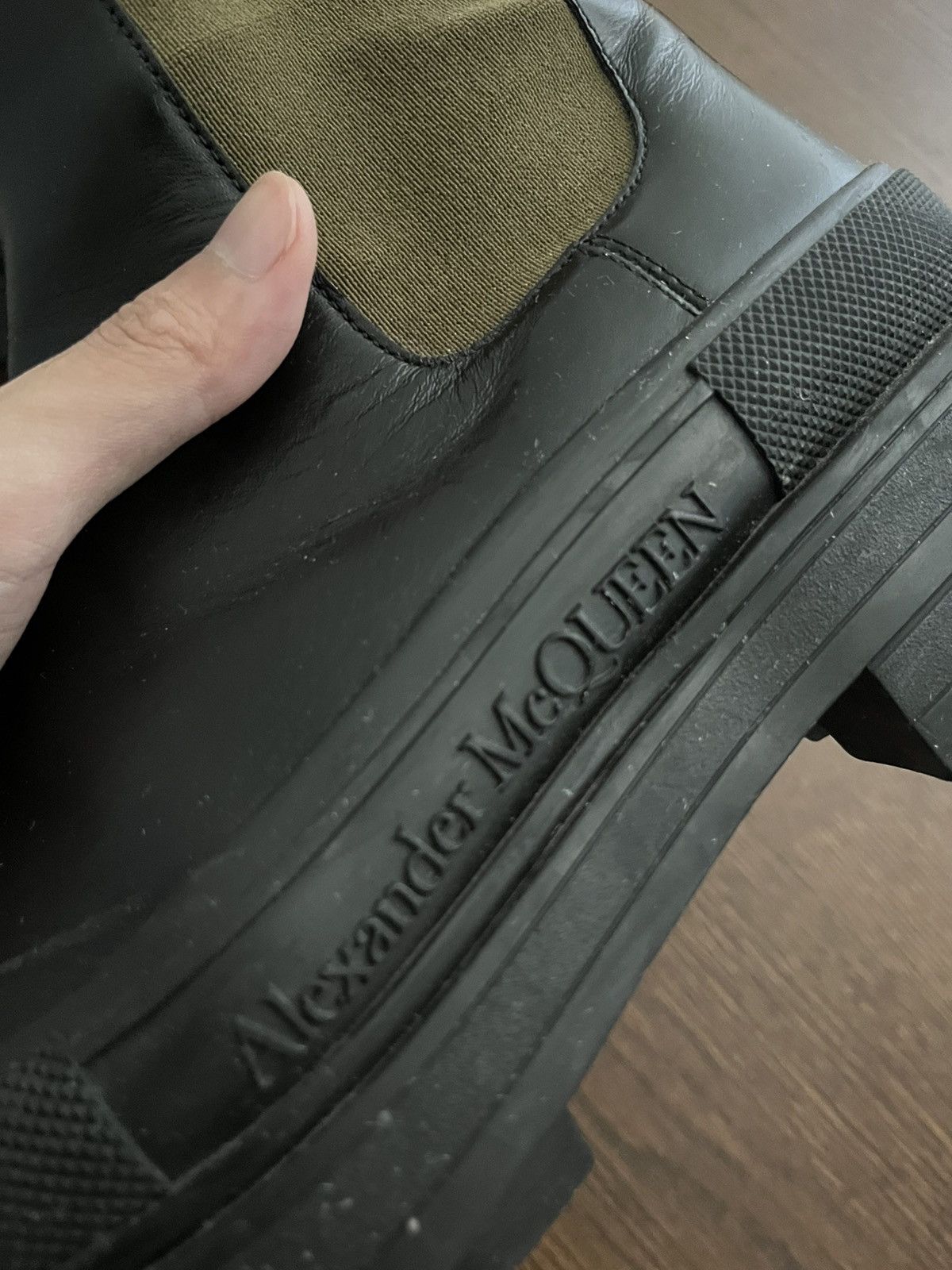 Alexander McQueen GENTLY USED Mcqueen Slip-On Chelsea Boots Size US 9 / EU 42 - 3 Thumbnail