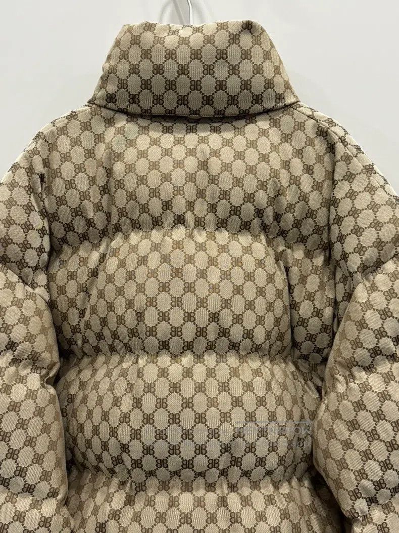 Balenciaga Balenciaga All-over print logo down jacket Size US S / EU 44-46 / 1 - 5 Thumbnail