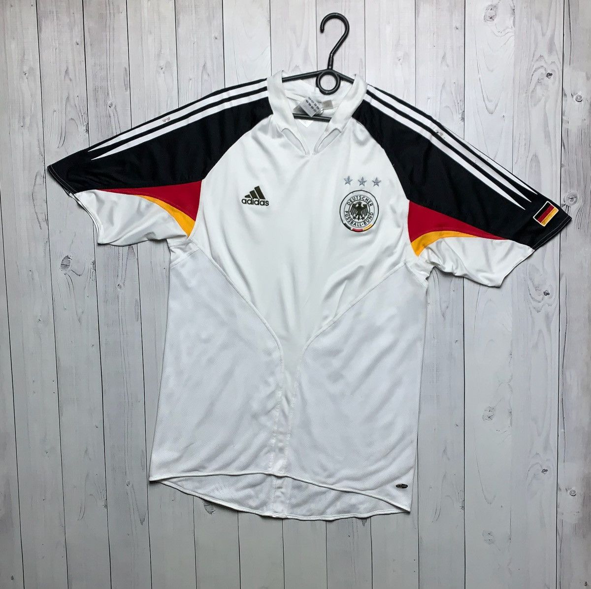 Adidas × Vintage Vintage adidas Deutschland soccer jersey size L Size US L / EU 52-54 / 3 - 1 Thumbnail