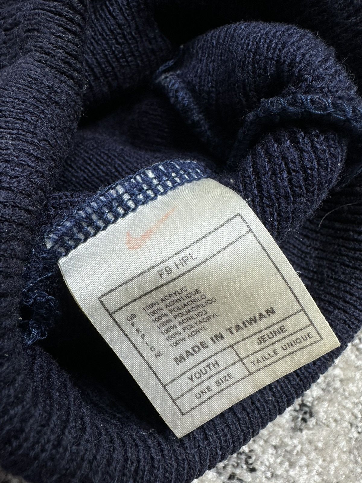 Nike Nike Vintage StreetWear Hats Size ONE SIZE - 3 Thumbnail