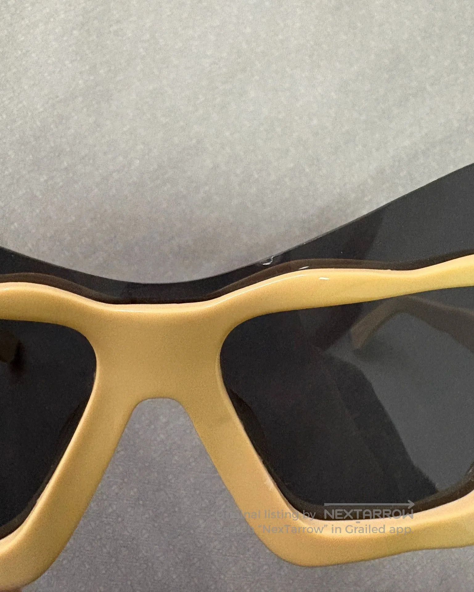 Walter Van Beirendonck Yellow Square Frame Sunglasses with Bow Detail. Size ONE SIZE - 9 Thumbnail